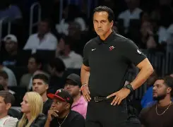九游体育官网-这也行？亚特兰大围绕NBA季后赛扳平良机洛杉矶快船调整名单备战CBA季后赛，杜兰特与40激战日本队分钟的简单介绍